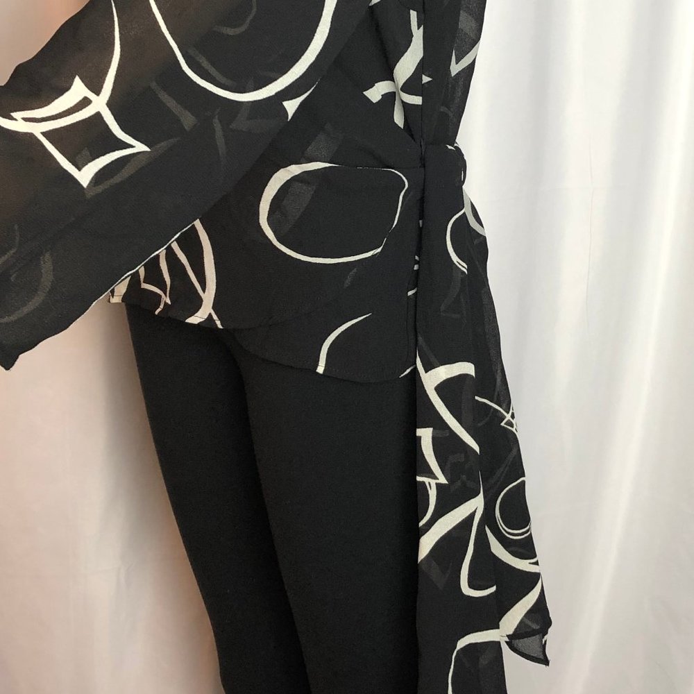 Lane Bryant Black & White Sheer Top Size 18/20 - Picture 5 of 9